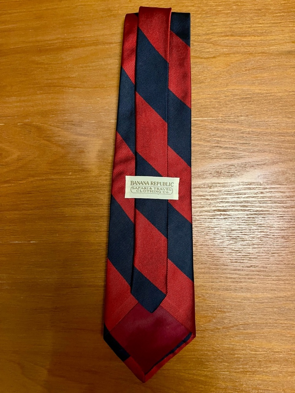 🐘 Classic Vintage Made in USA Hand Sewn Banana Republic Silk Tie Red Navy Stripe